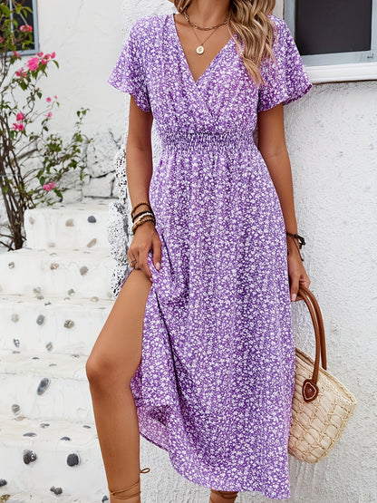 Damen Sommerkleid Elegant mit V-Ausschnitt und Blumenmuster – Perfekt für Freizeit, Urlaub und Alltag