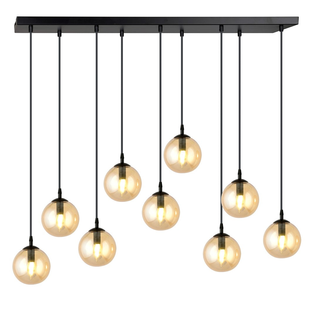 Zwarte hanglamp met negen amberkleurige glazen bollen aan dunne snoeren onder een rechthoekige zwarte plafondplaat