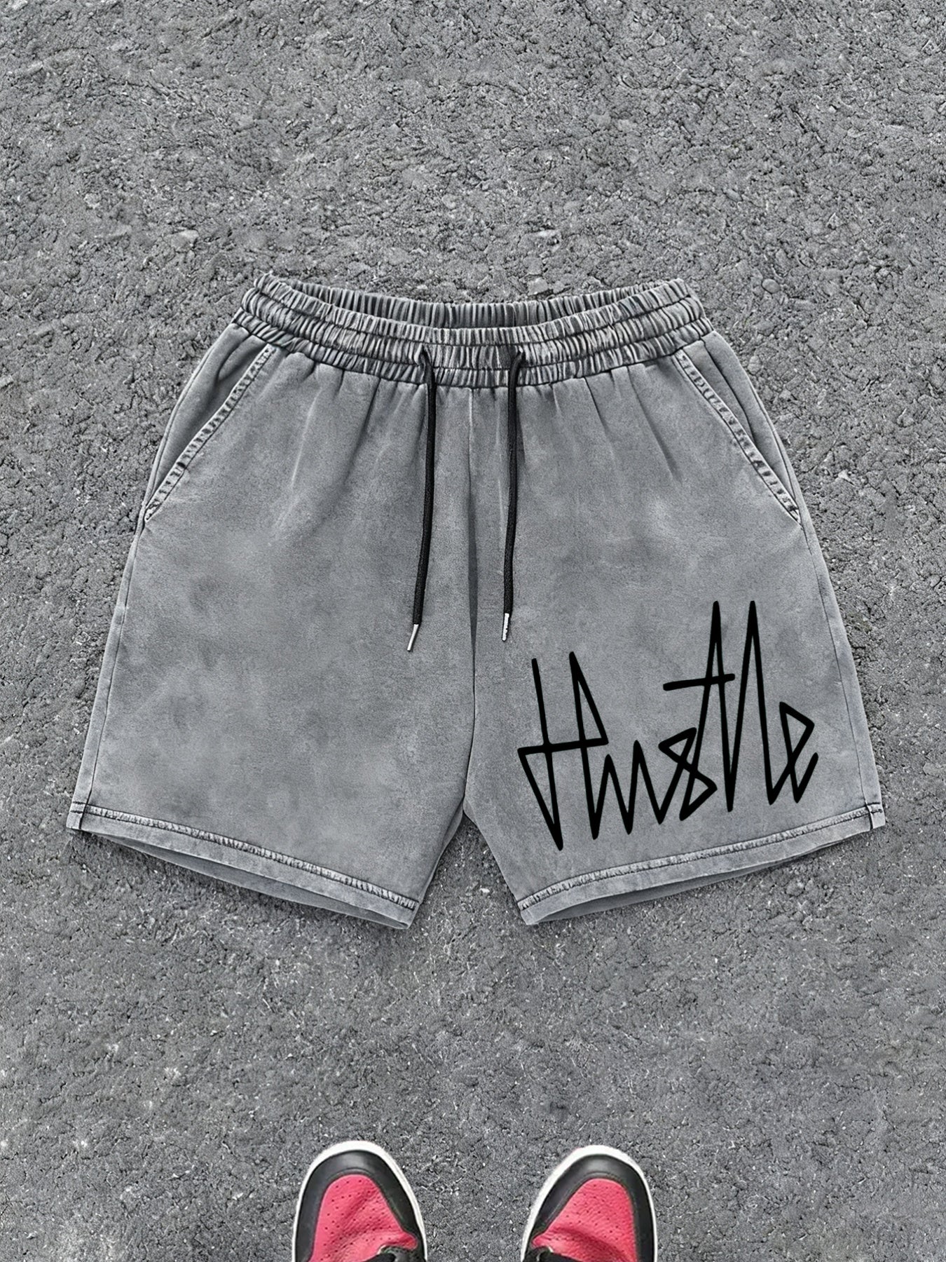 Herren Streetwear Shorts mit „Hustle“-Print – Lässige Urban Style Shorts für Alltag und Freizeit
