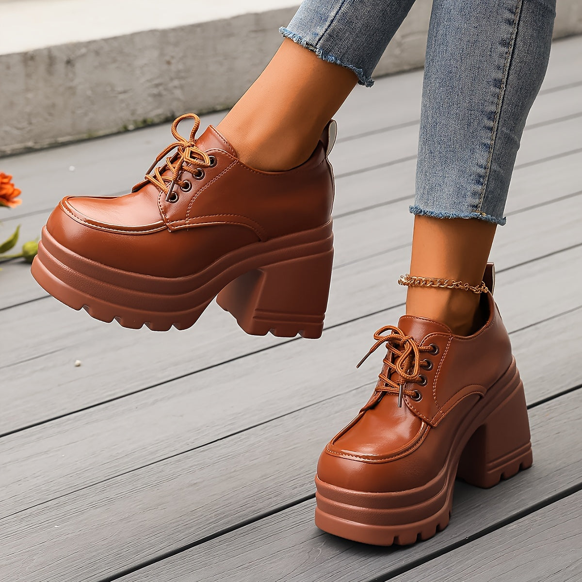 Women's platform lace-up shoes retro style with block heel – fashionable casual shoes for everyday and going out
