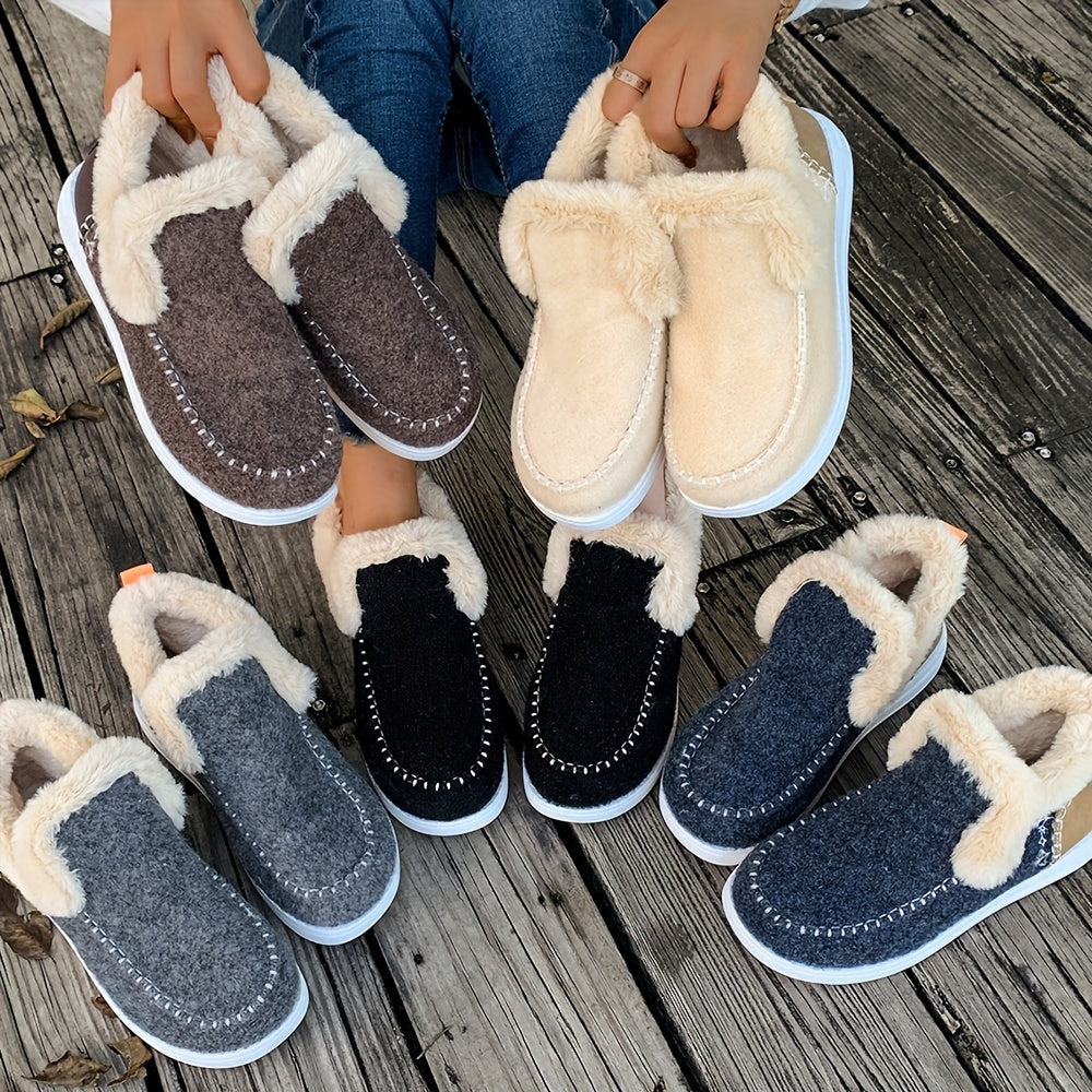 Women's warm slippers with faux fur lining & embroidery