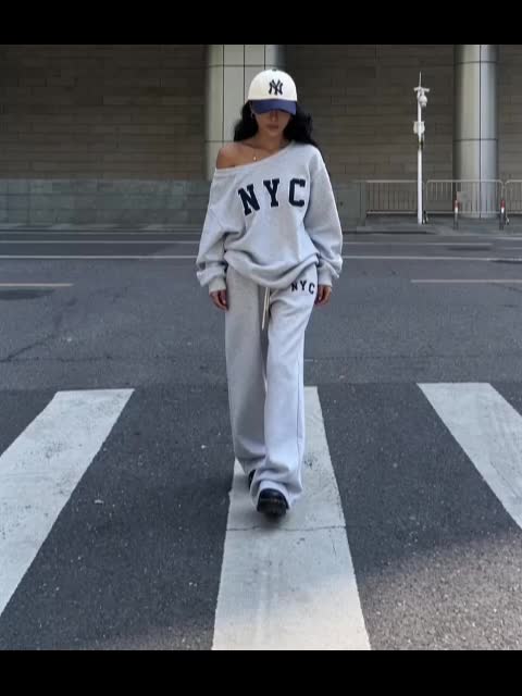 Gray women's tracksuit, wide-leg, “NYC” print, oversized fit