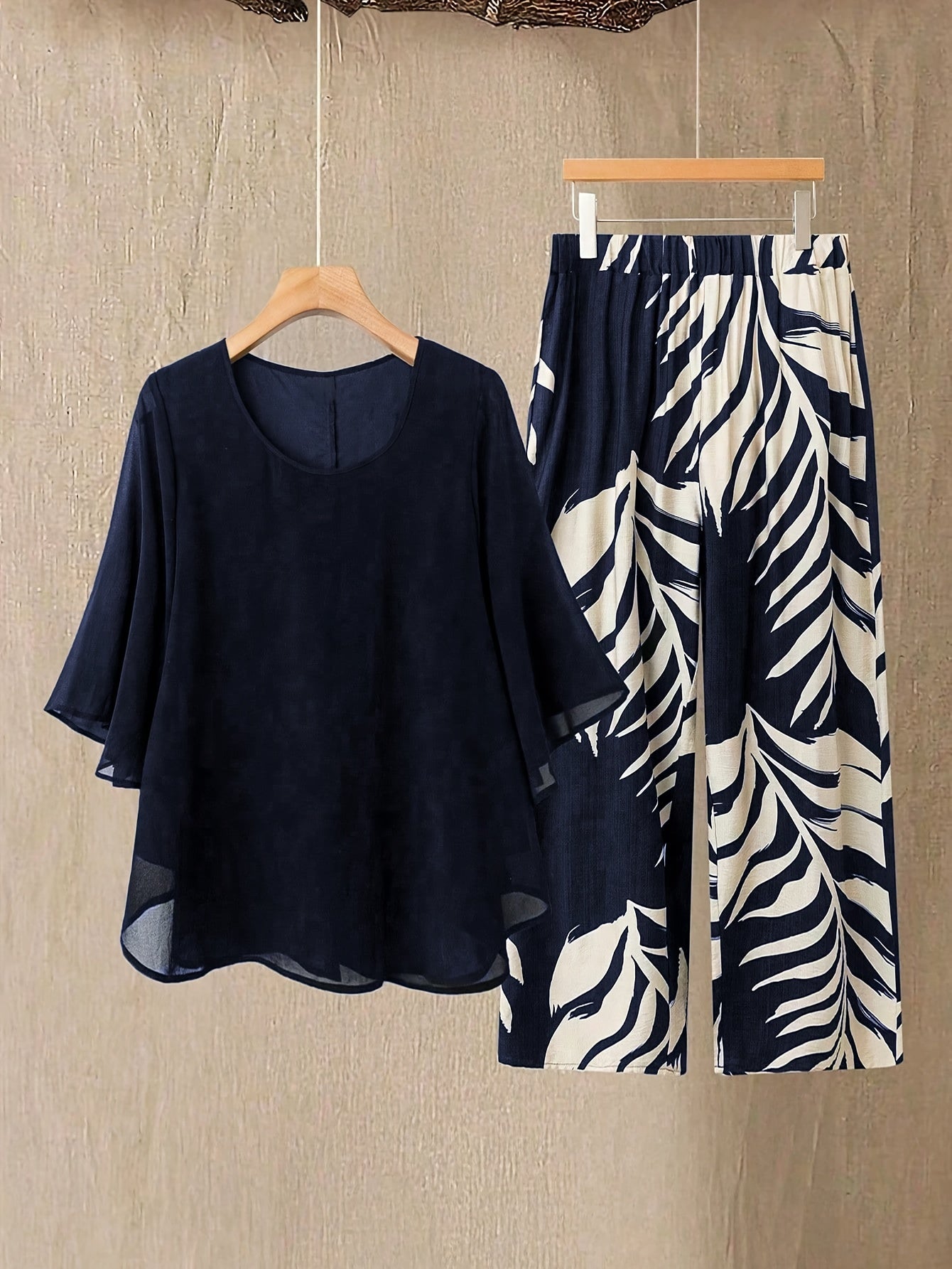 Damen Zweiteiler Set Elegant – Weite Hose mit Tropenmuster und Lockeres Blusenshirt, Modisch für Urlaub & Sommer
