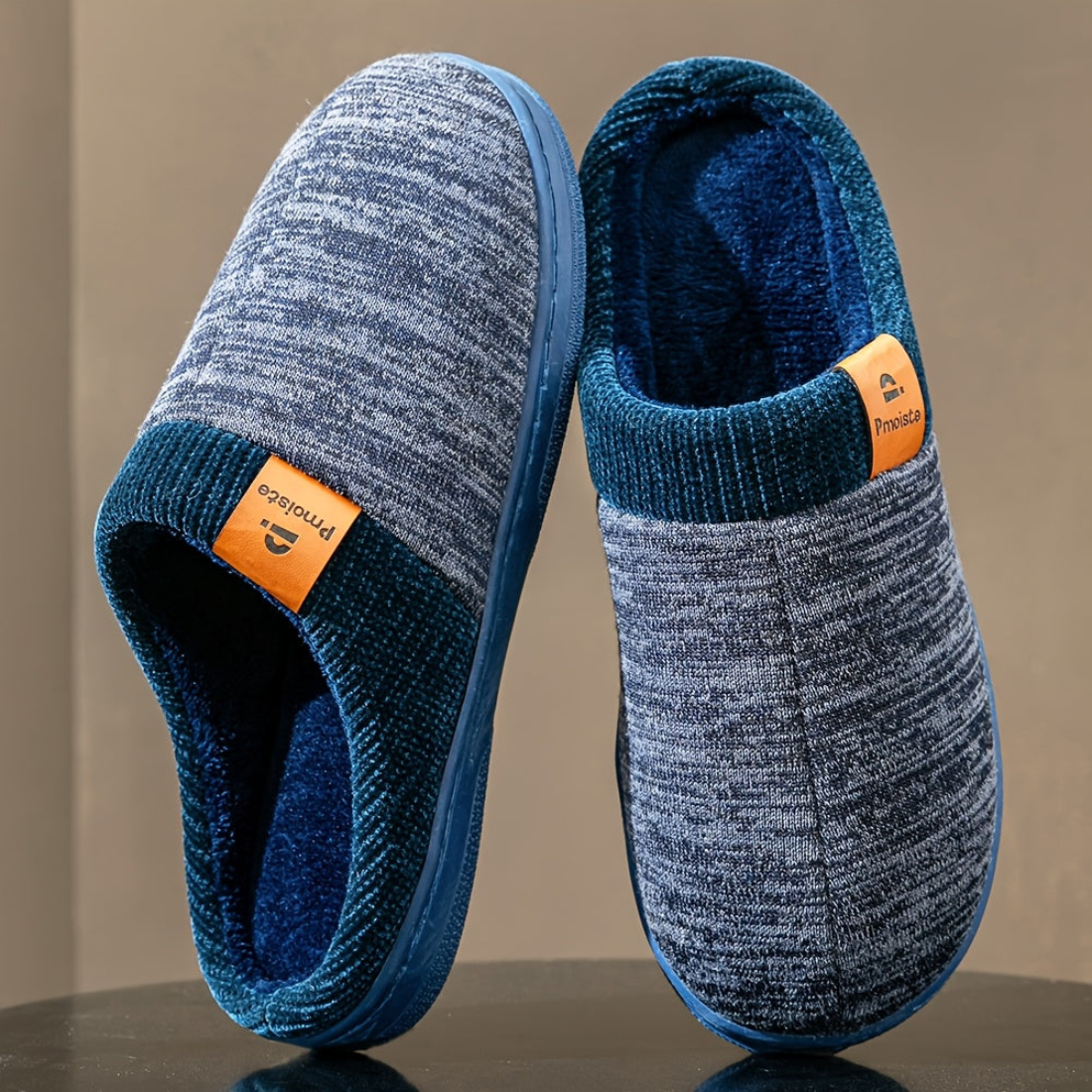 Unisex slippers, marled with a knitted cuff and soft lining