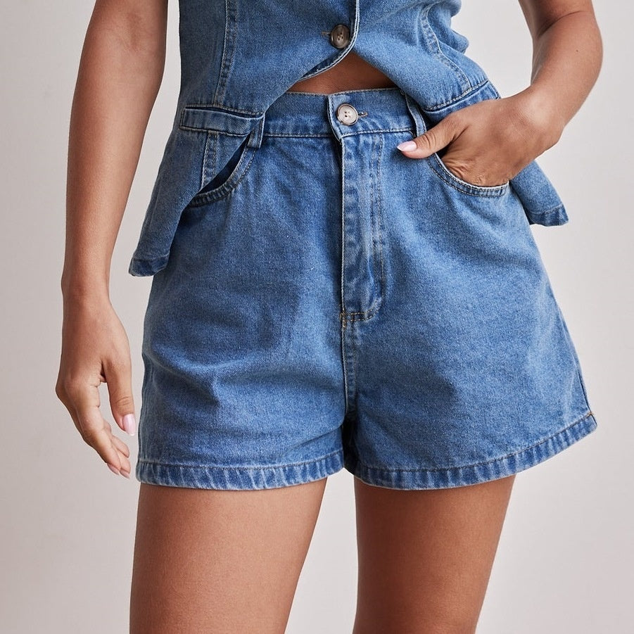 Women's Two-Piece Denim Vest and High-Waist Shorts Set – Fashionable Streetwear Outfit for Leisure & Summer