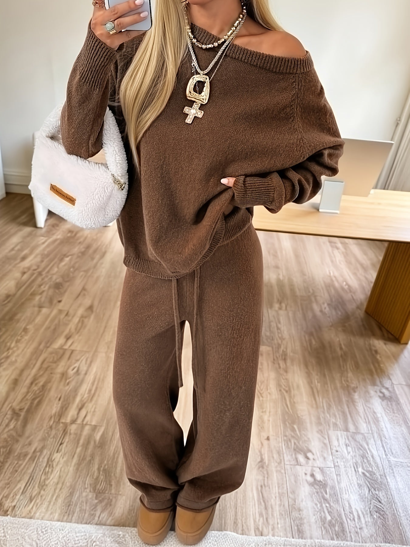 Damen Loungewear Set Braun mit Rundhals-Pullover & Weite Hose