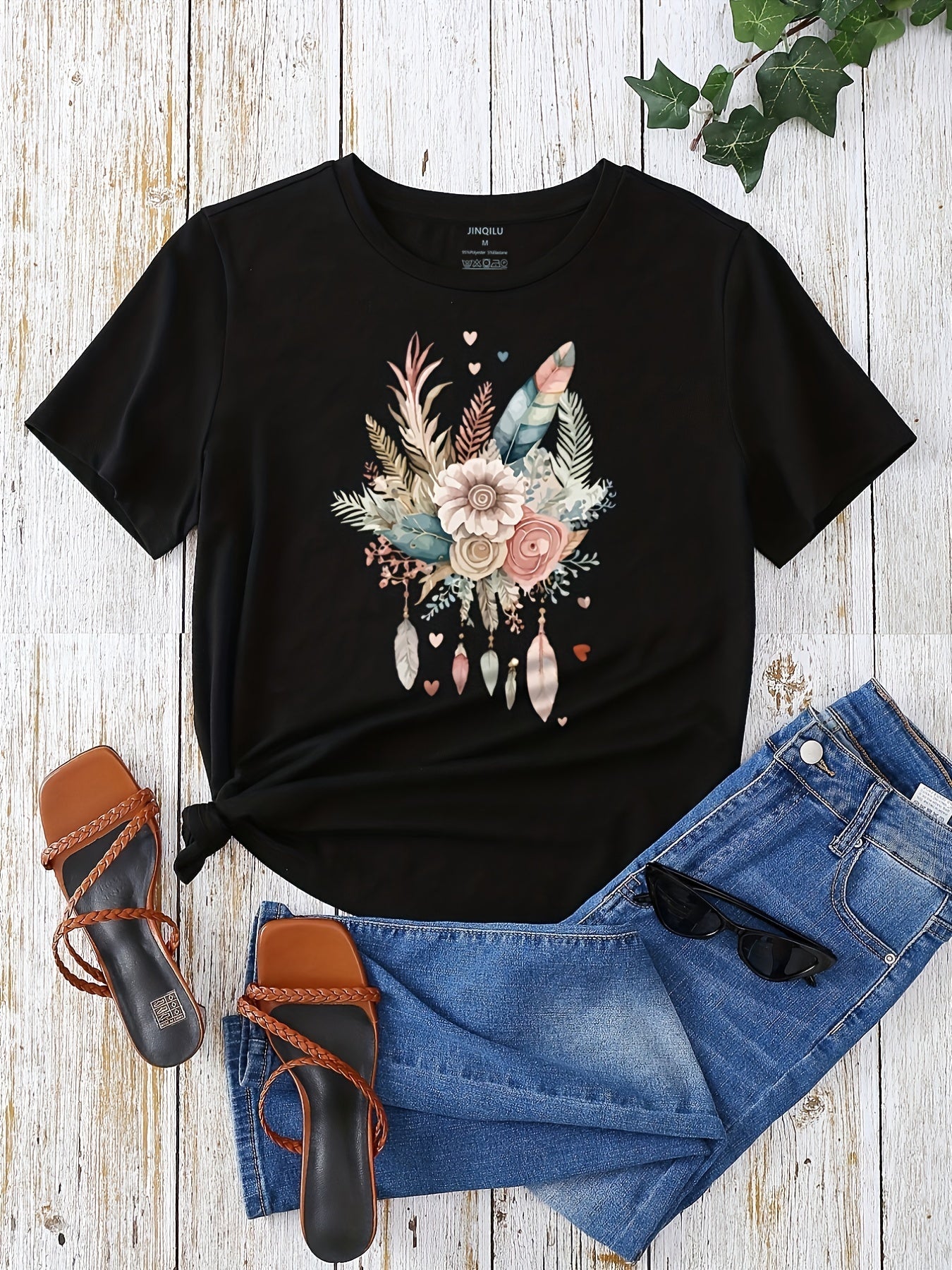Women's T-Shirt with Floral Feather Graphic – Casual Summer Style