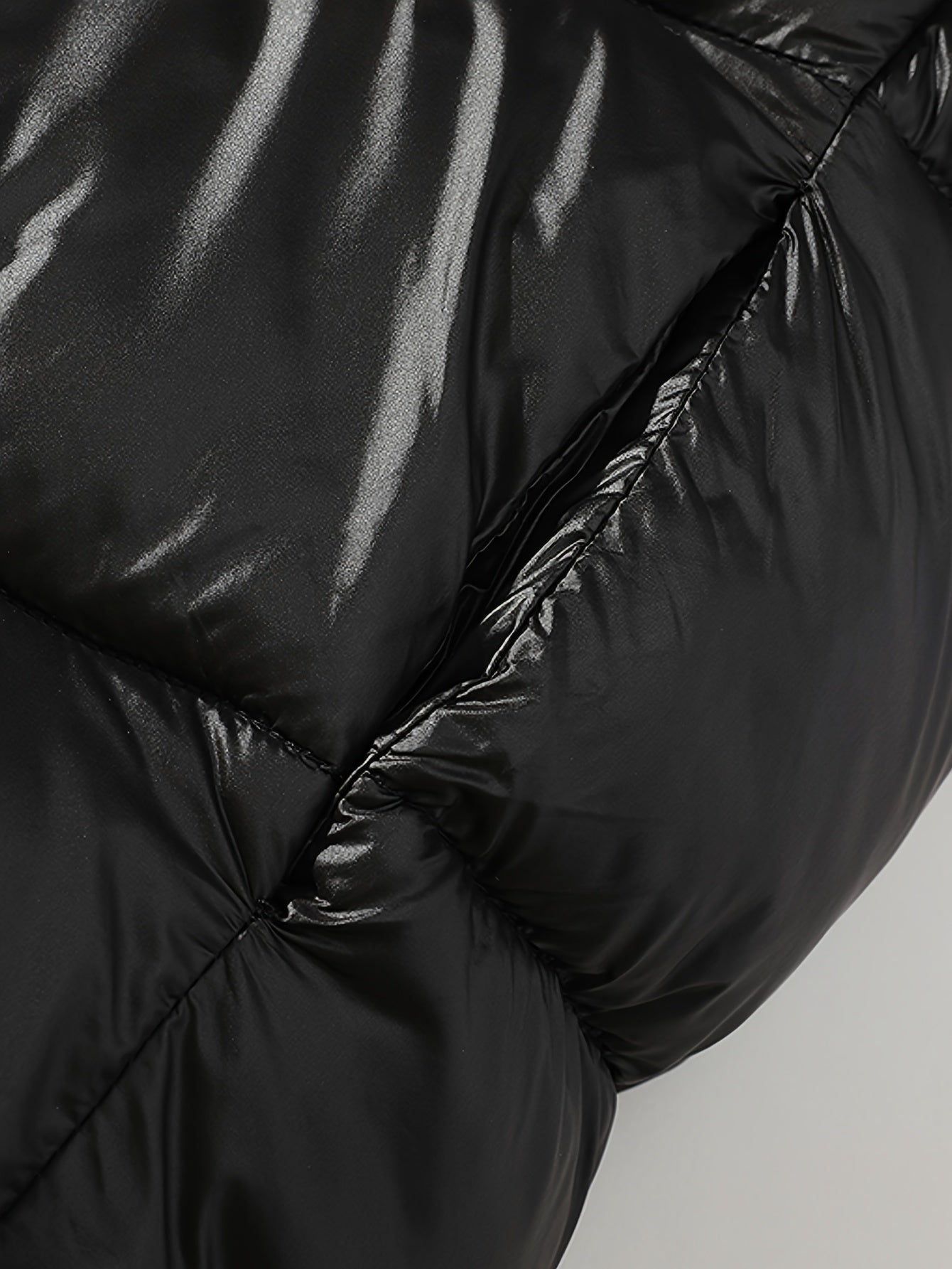 Men's quilted vest with hood – Shiny puffer vest
