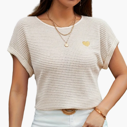 Damen Sommer Strick T-Shirt mit Herz-Detail – Eleganter Freizeitstil für Alltag und Urlaub