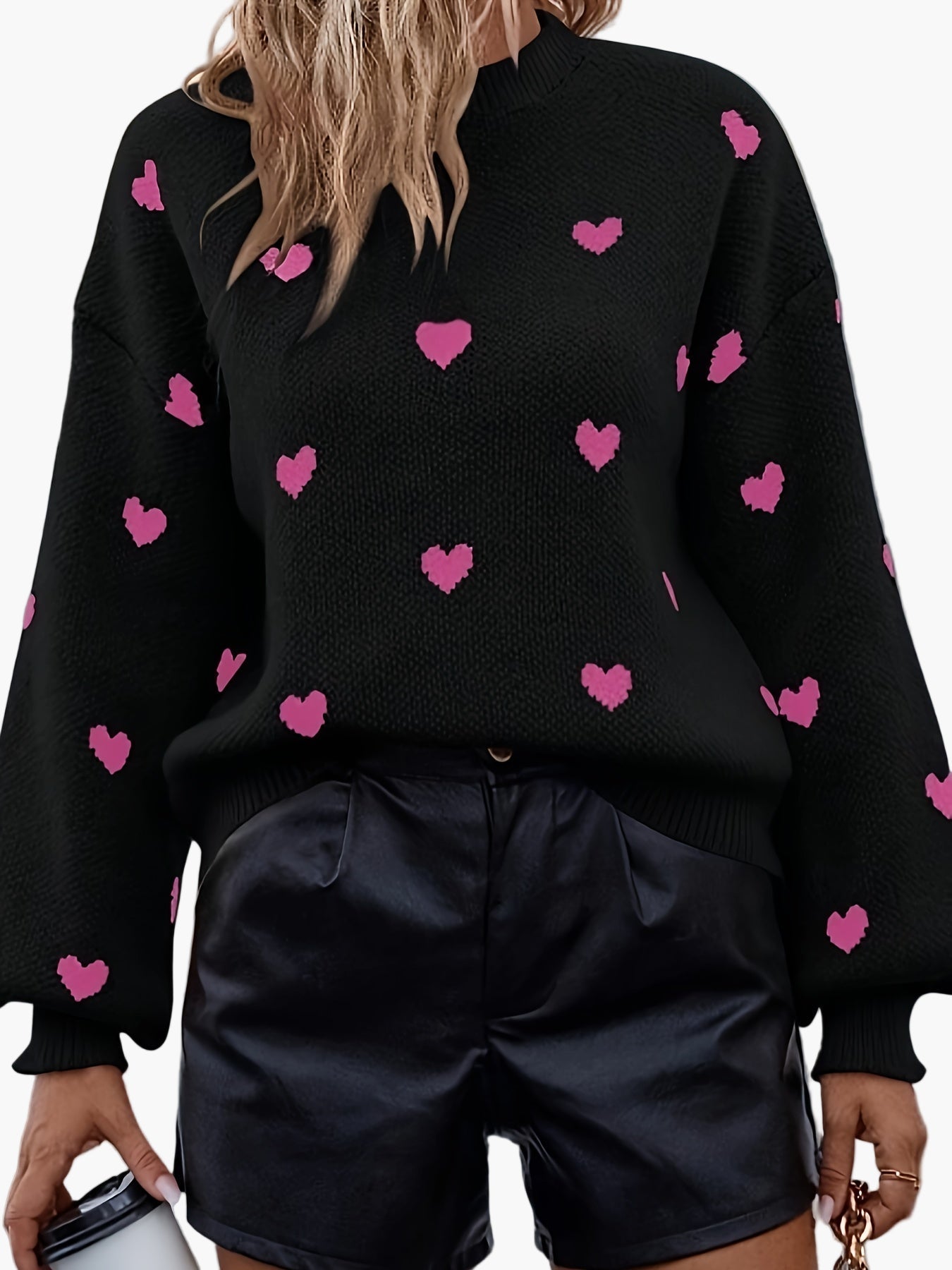 Women's Sweater with Heart Pattern in Elegant Style – Perfect for Everyday and Going Out