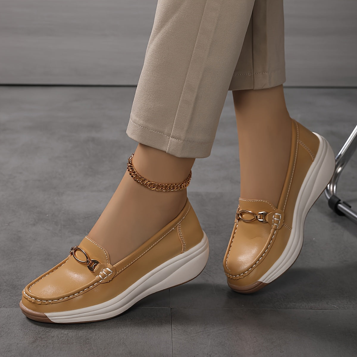 Women's Slip-On Loafer Elegant with Platform – Comfortable Casual Shoes for Everyday and Office