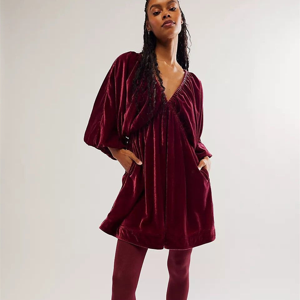 Shirley – Comfortable and Casual Golden V-Neck Velvet Dress