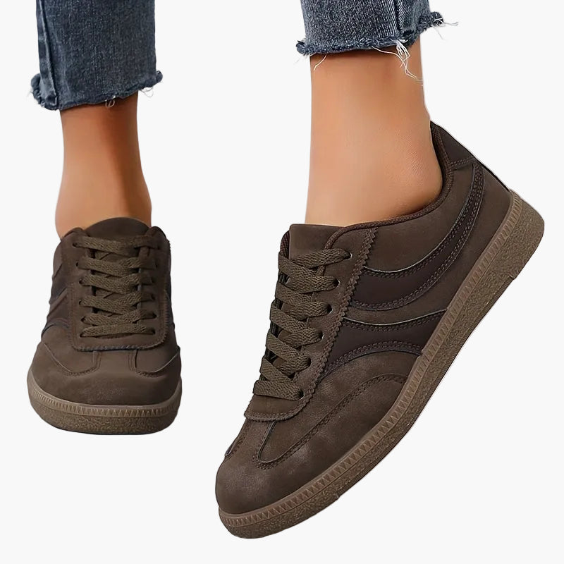 Women's Vintage Sneakers in Retro Look – Everyday, Leisure & Street Style