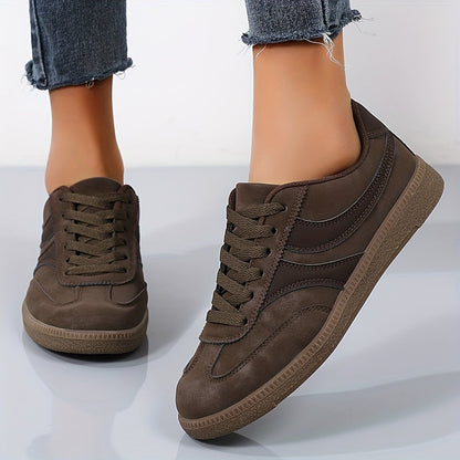 Women's Vintage Sneakers in Retro Look – Everyday, Leisure & Street Style