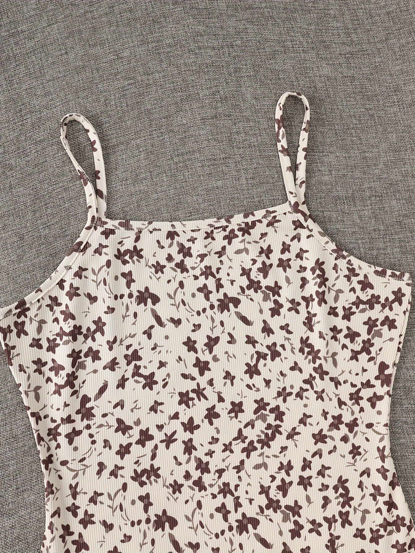 Women's Elegant 2-Piece Set – Floral Summer Dress with Spaghetti Straps and Knot Top, Perfect for Casual and Going Out