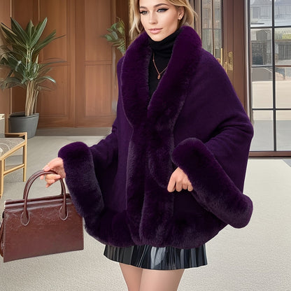 Women's cape with faux fur trim - Warm poncho design