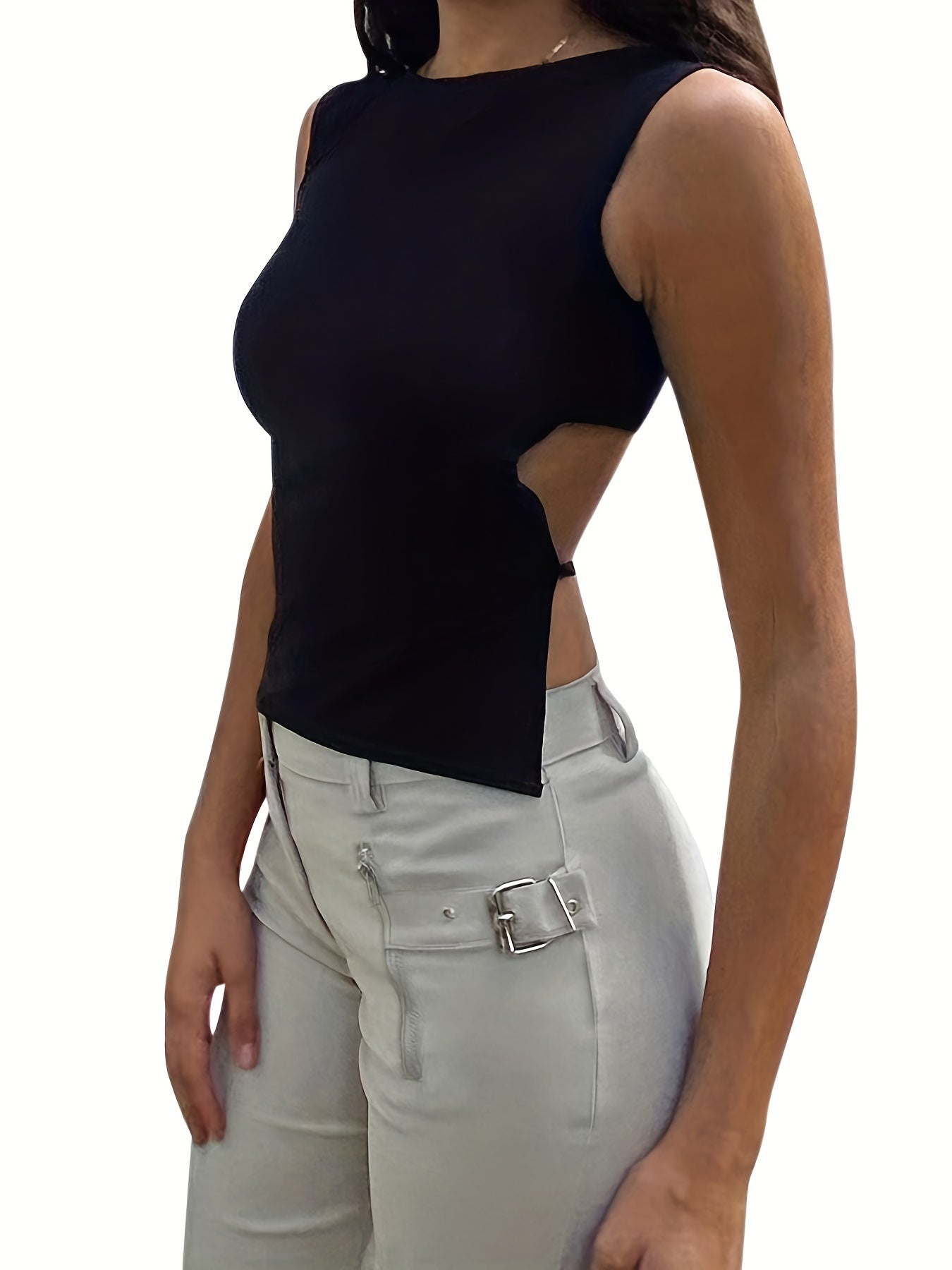 Women's Backless Crop Top in Modern Street Style – Perfect for Summer and Leisure