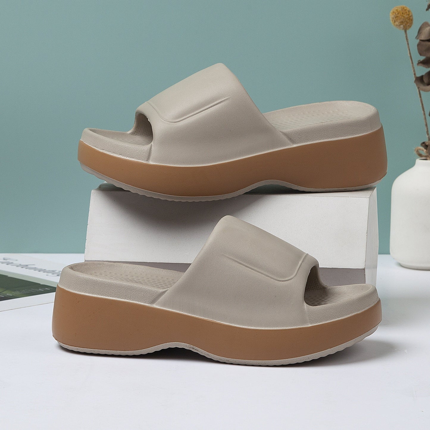 Women's Platform Slide Sandals with Open Toe – Comfortable Summer House Slippers for Everyday and Leisure Use
