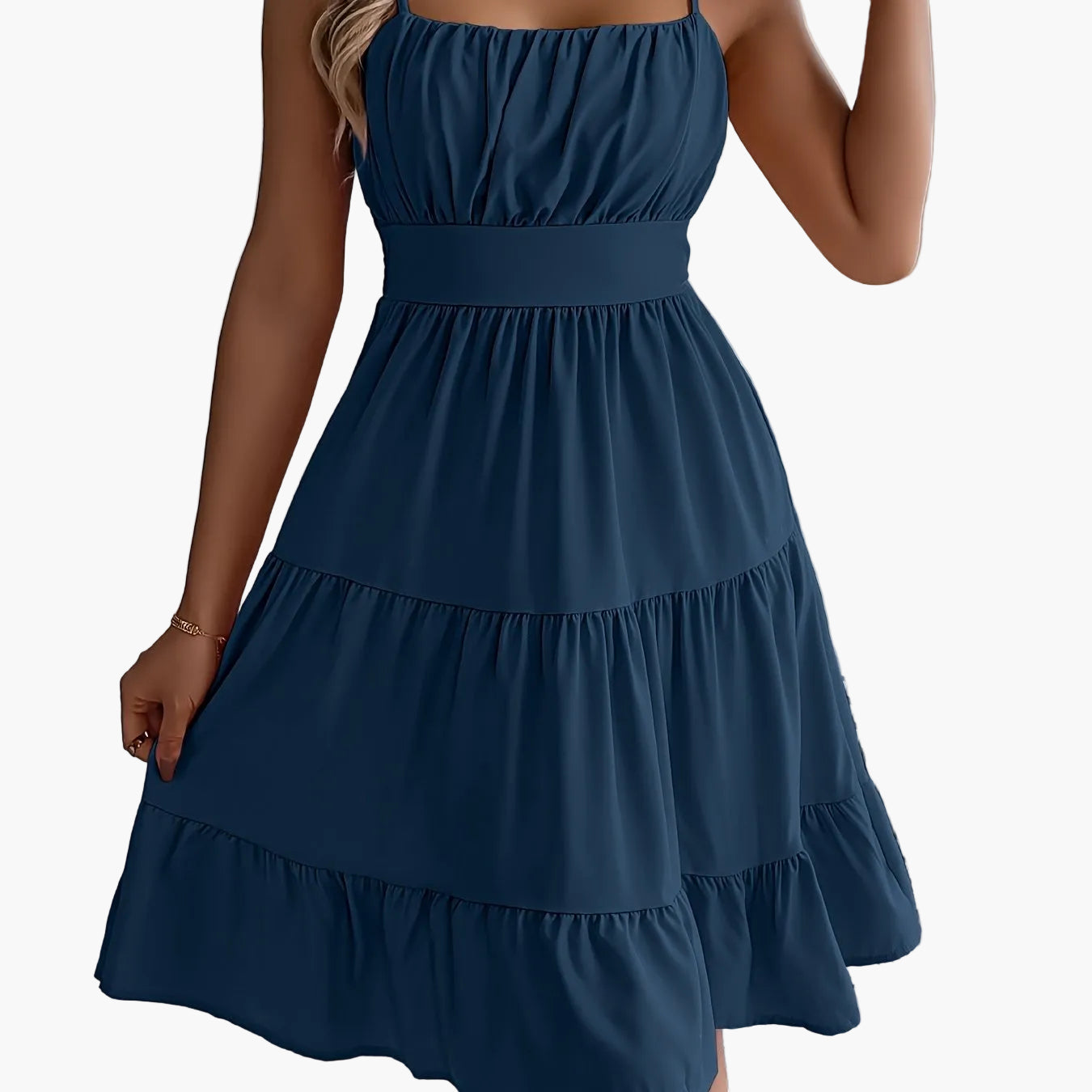 Women's summer dress with spaghetti straps and ruffles – Perfect for vacation and leisure