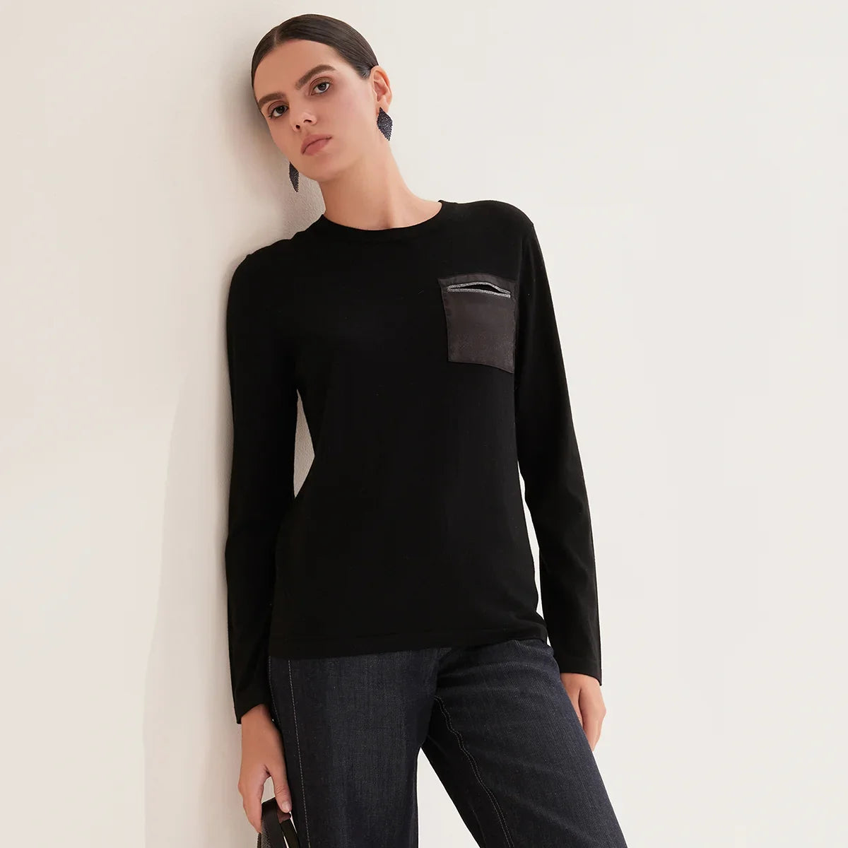 Women's Casual Crew-Neck Long-Sleeve Top with Chest Pocket