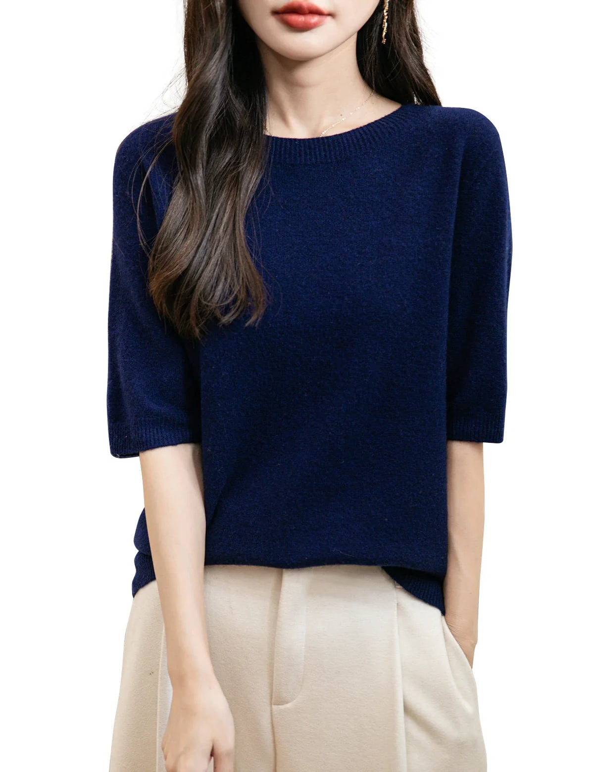 Women's short-sleeve sweater with crew neck - Soft top for women