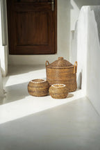 Opbergmand rotan met deksel en cowrieschelpen, naturel bruin, 23 x 23 x 15 cm