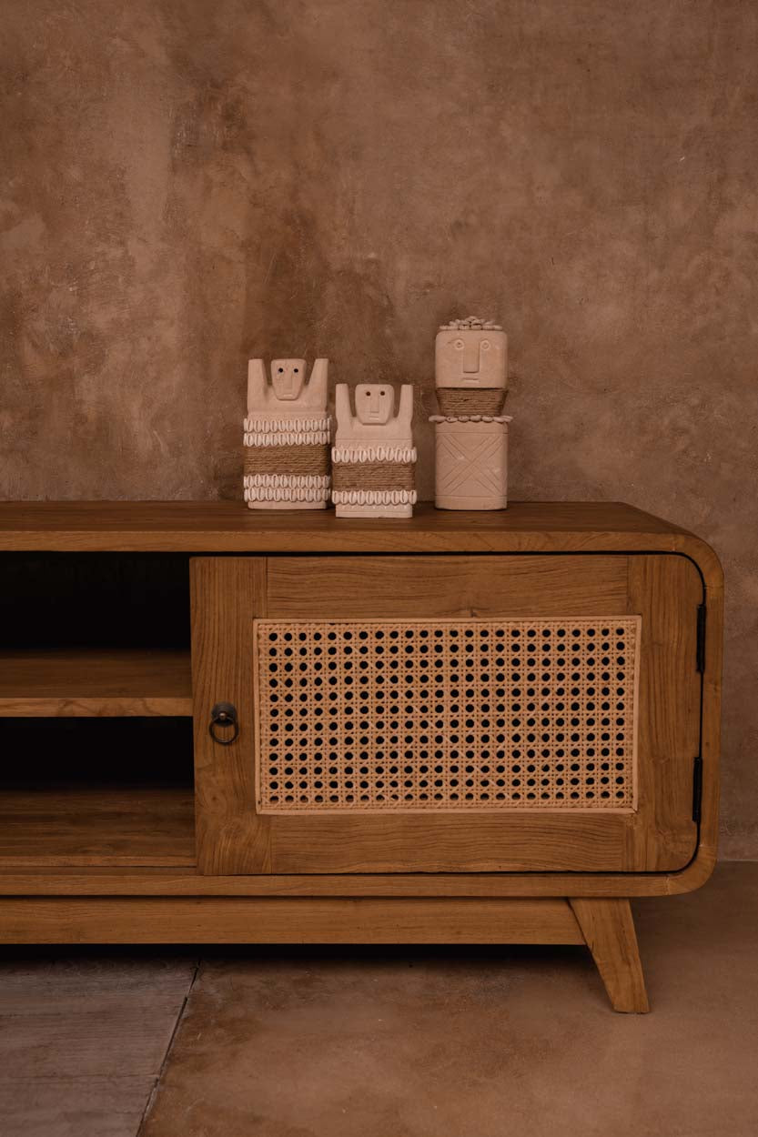 Decoratiebeeld zandsteen met schelpen, Sumba Steen #28, natuurlijk, h 17 x b 5 x l 9 cm
