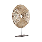 Decoratieobject schelpen op standaard, naturel wit, handgemaakt met ijzeren voet – 24 x 7 x 30 cm