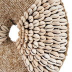 Decoratieobject schelpen op standaard, naturel wit, handgemaakt met ijzeren voet – 24 x 7 x 30 cm
