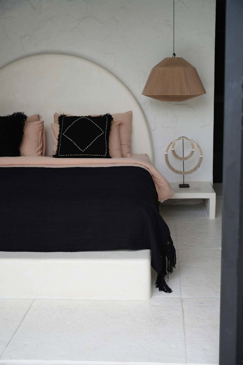 Plaid katoen boho The Gypsy zwart met franjes 122 x 260 cm voor bank en bed