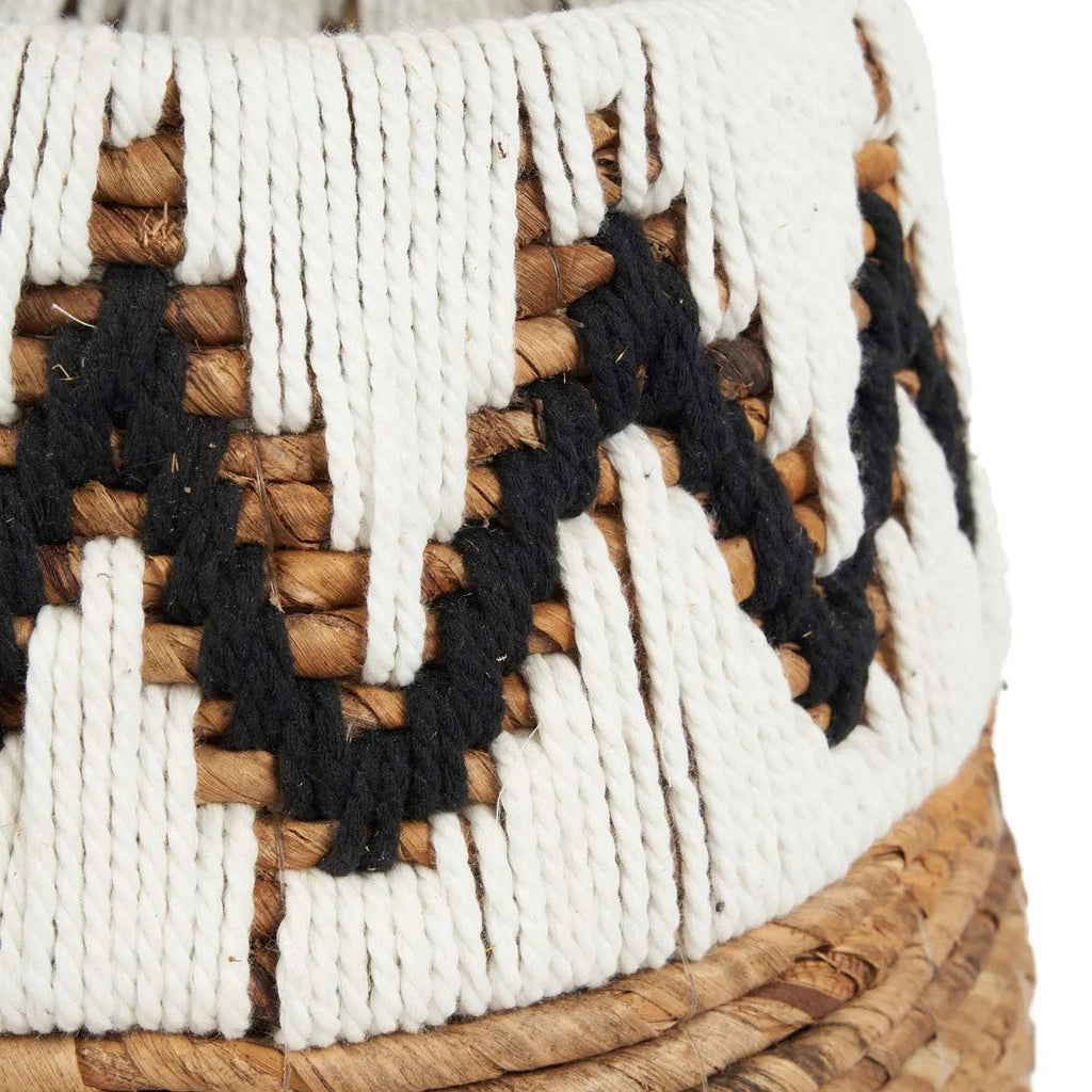 Mand met deksel bananenblad naturel wit met zwart zigzagpatroon, 27 x 27 x 40 cm, woonkamer
