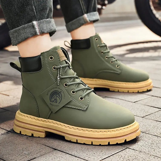 Men's outdoor boots in urban style – sturdy casual shoes for work and adventure