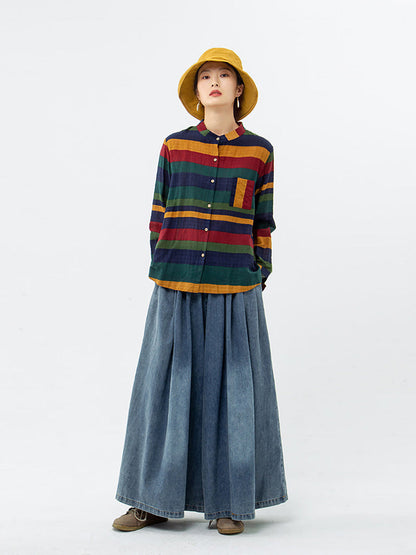 Women's blouse in casual style with striped pattern and stand-up collar for everyday and office use