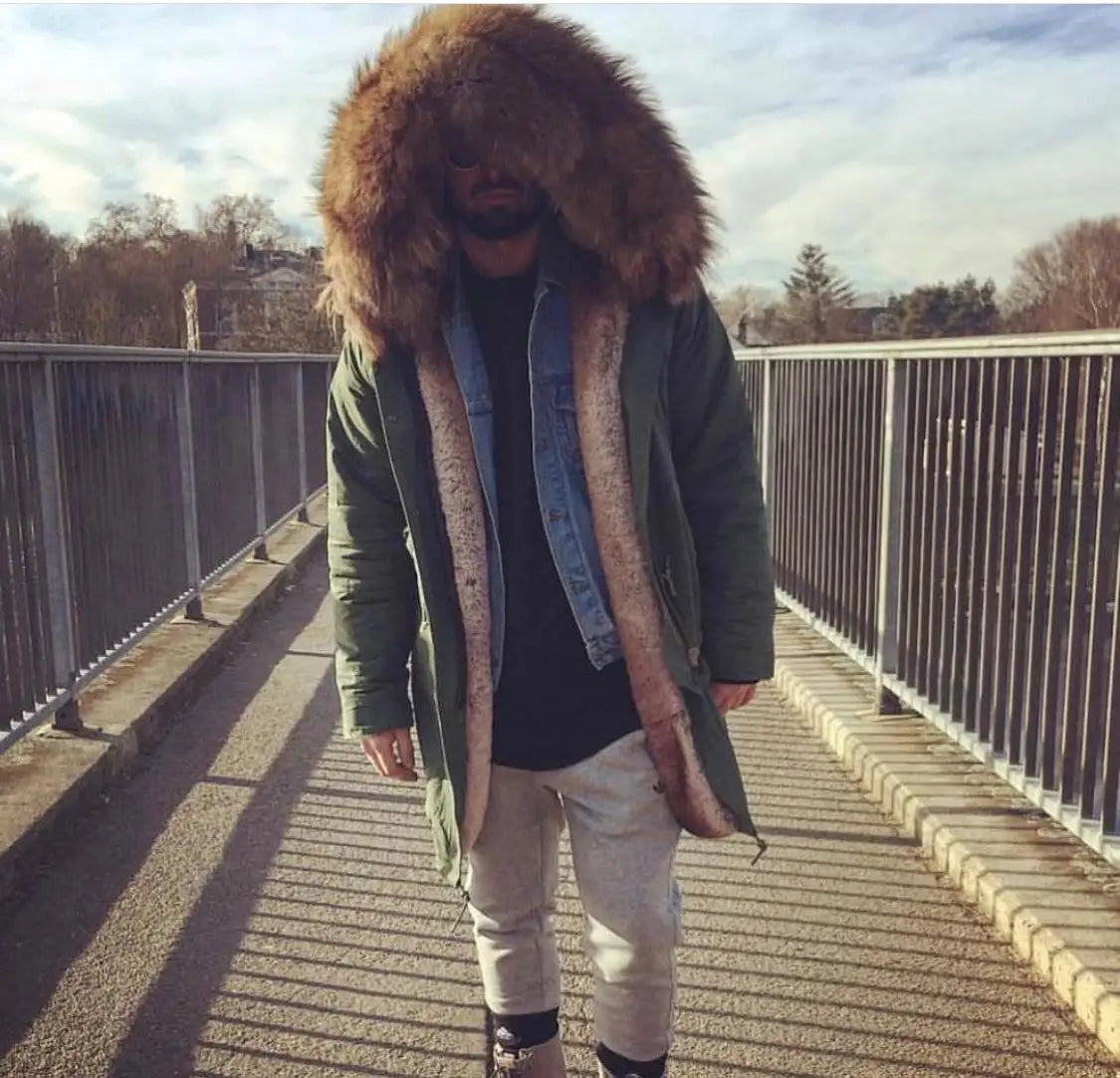 Men's parka with hood and fur collar, lined