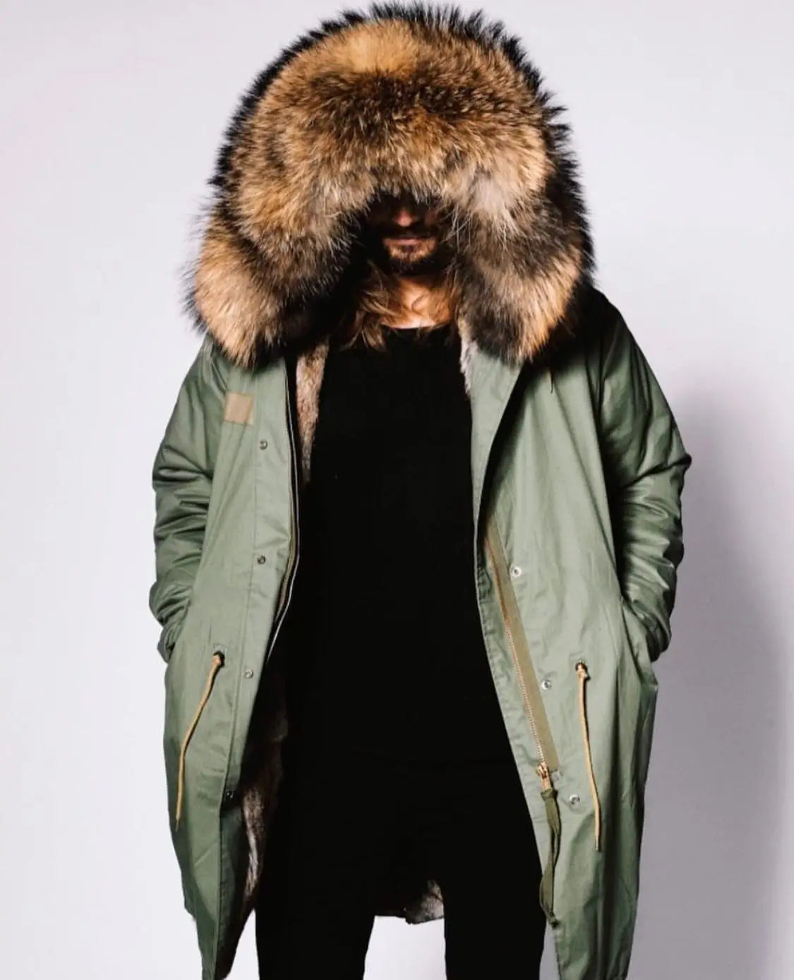 Men's parka with hood and fur collar, lined