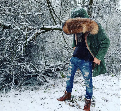 Men's parka with hood and fur collar, lined