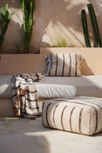 Plaid katoen handgeweven met franjes, boho, Bohemisch wit met bruine strepen – 170 x 130 cm