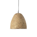 Hanglamp Savana van papier-maché in modderkleur met ruwe structuur, hangend aan een dun zwart snoer