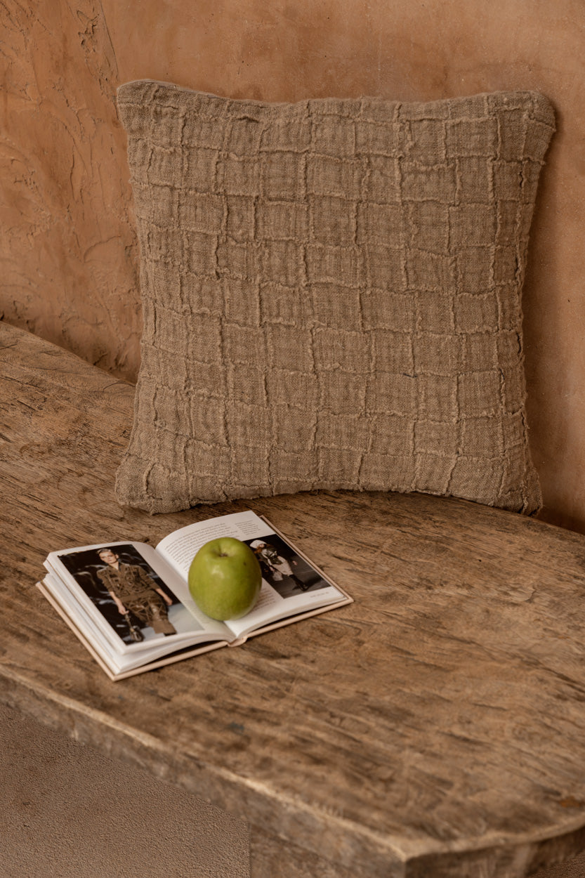 Kussenhoes linnen Damier naturel 50 x 50 cm, handgemaakt voor bank en fauteuil