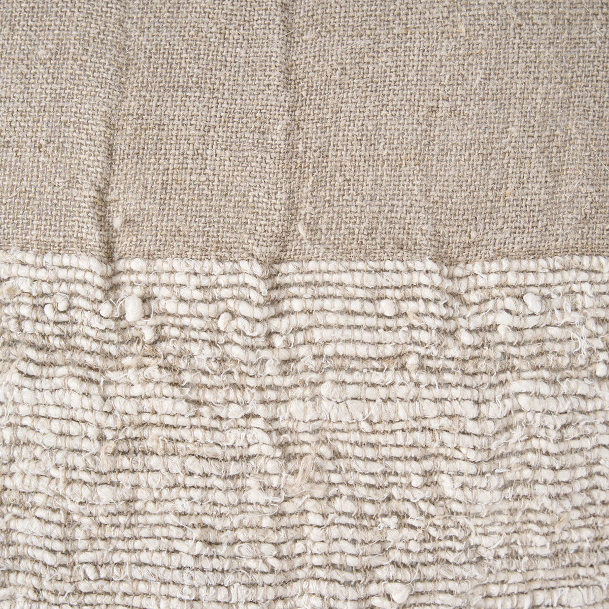 Kussenhoes linnen The Linen Edit naturel 50 x 50 cm, handgemaakt voor zithoek en slaapkamer