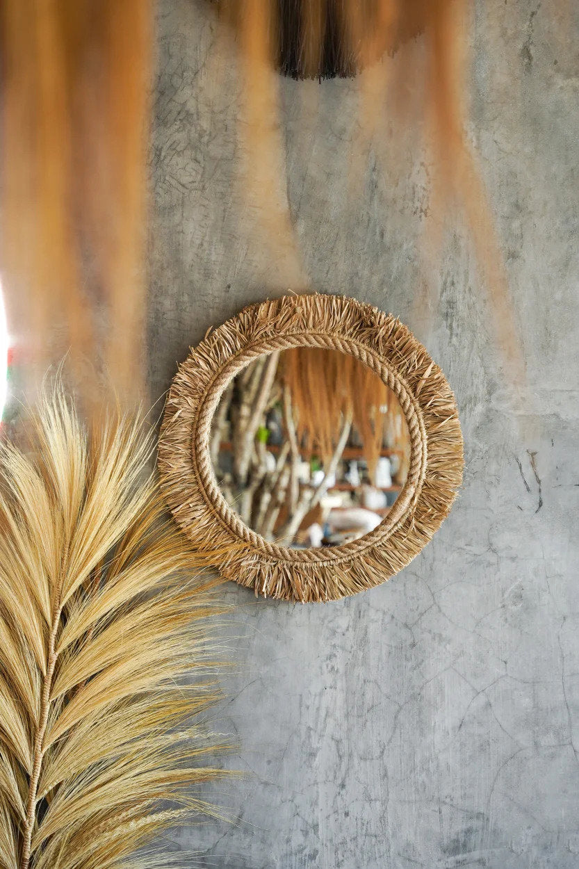 Spiegel rond raffia Tahiti naturel Ø 60 cm, handgemaakt met franjerand voor woonkamer, hal of slaapkamer
