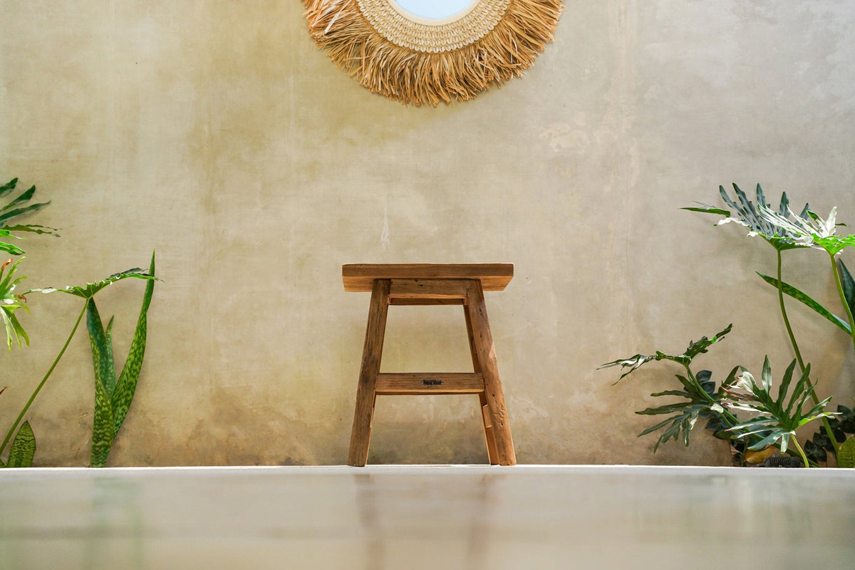 Kruk gerecycled teakhout Yoke naturel – H 46 x B 30 x L 40 cm, voor binnen en overdekt buiten
