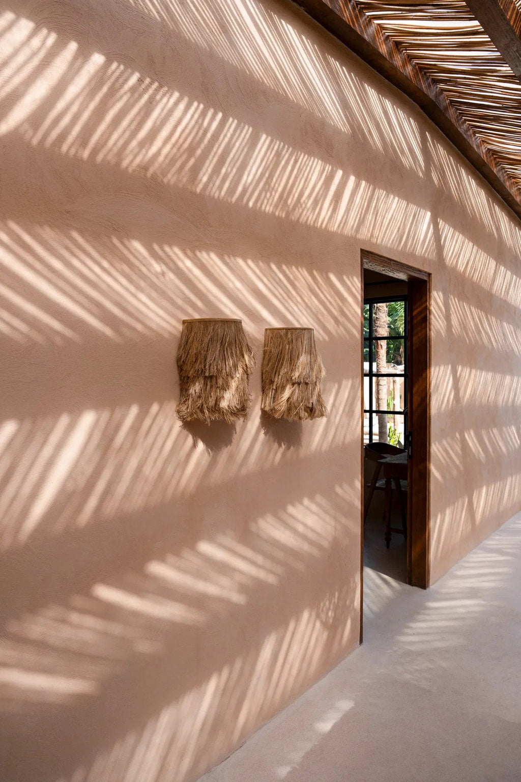 Wandlamp abaca gras handgemaakt boho naturel L 20 x B 17 x H 35 cm, kabel en E27-fitting