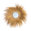 Ronde spiegel met brede rand van naturel gedroogd gras en een gevlochten band rond het glas