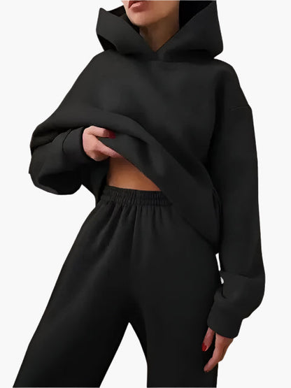 Women's Hoodie & Jogging Pants Set – Comfortable Winter Lounge Suit for Everyday and Leisure