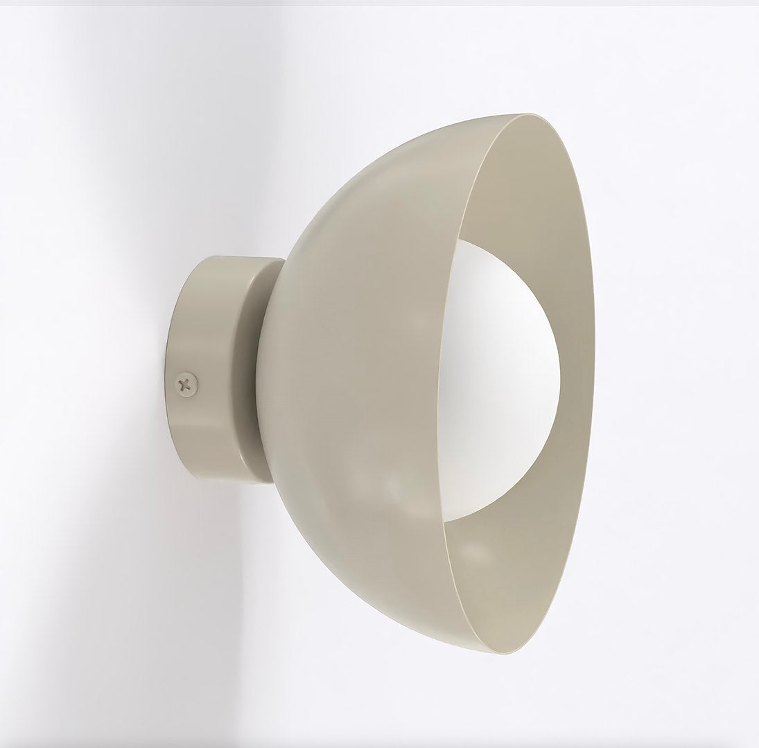 Wandlamp gepoedercoat staal minimalistisch Bibi K1 mokka met witte kap Ø 10 cm, G9 fitting