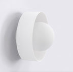 Wandlamp gepoedercoat staal Lulu K1 minimalistisch wit, met bolkap Ø 10 cm, G9 fitting – hal, slaapkamer