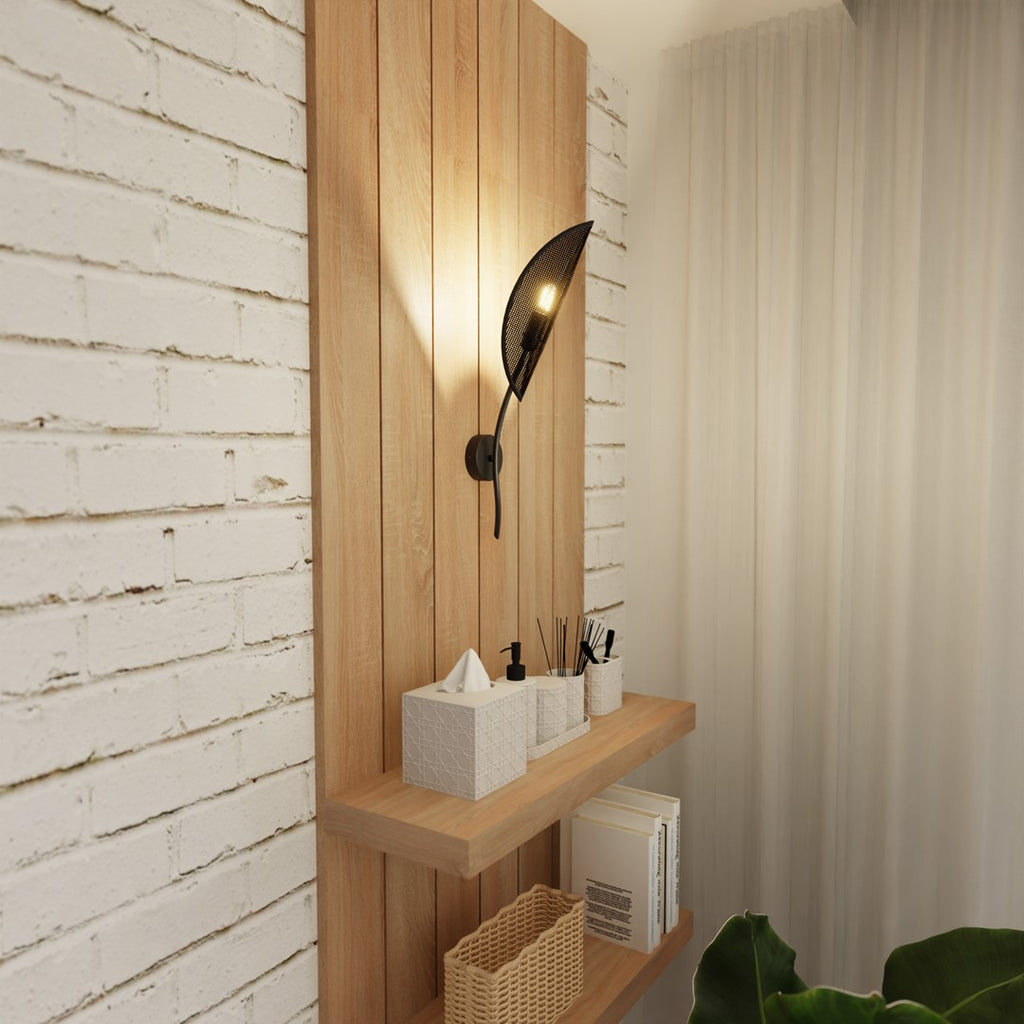 Wandlamp gepoedercoat staal Lotus modern zwart met gouden binnenzijde, bladvormige kap, E14, 12 x 51 cm