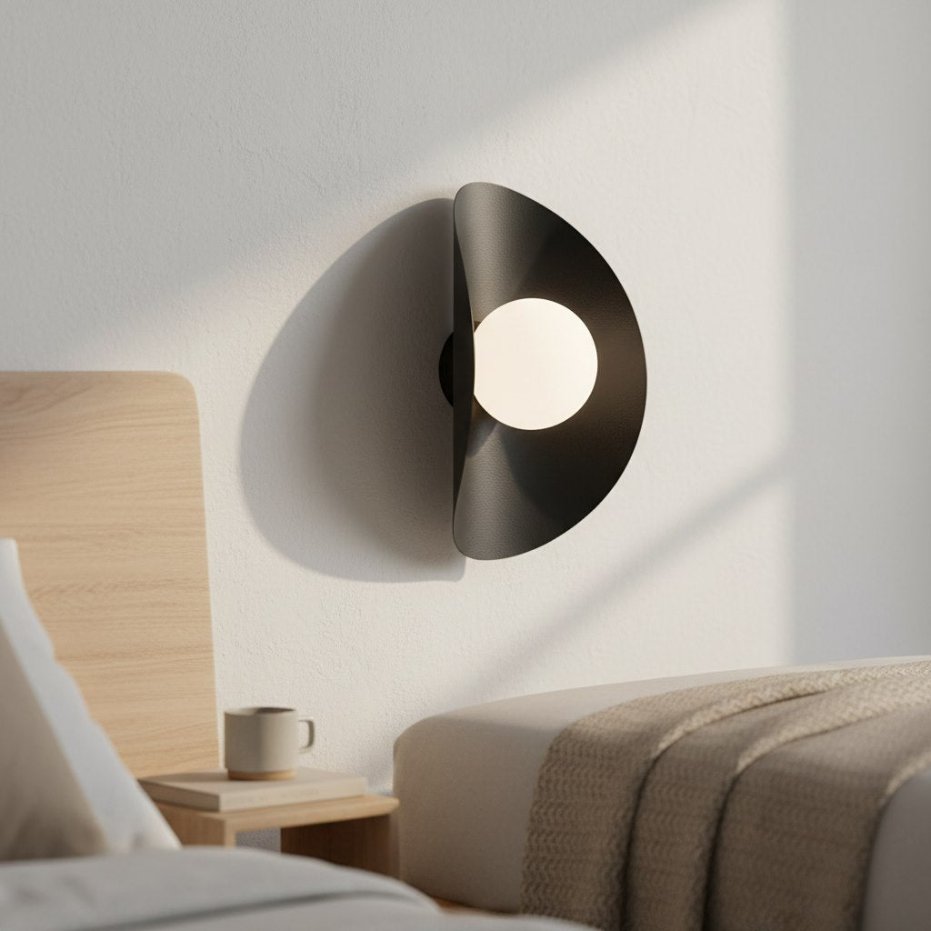 Wandlamp gepoedercoat staal Fiero modern zwart met witte kap Ø 10 cm, G9-fitting, voor hal, woonkamer en slaapkamer