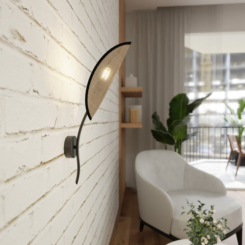 Wandlamp gepoedercoat staal en rotan Lotus boho zwart met bruine kap, 12 x 51 cm, E14, woonkamer en slaapkamer